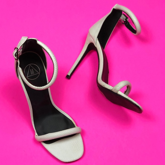 Missguided Shoes - Missguided White Square Toe Ankle Strap Heels